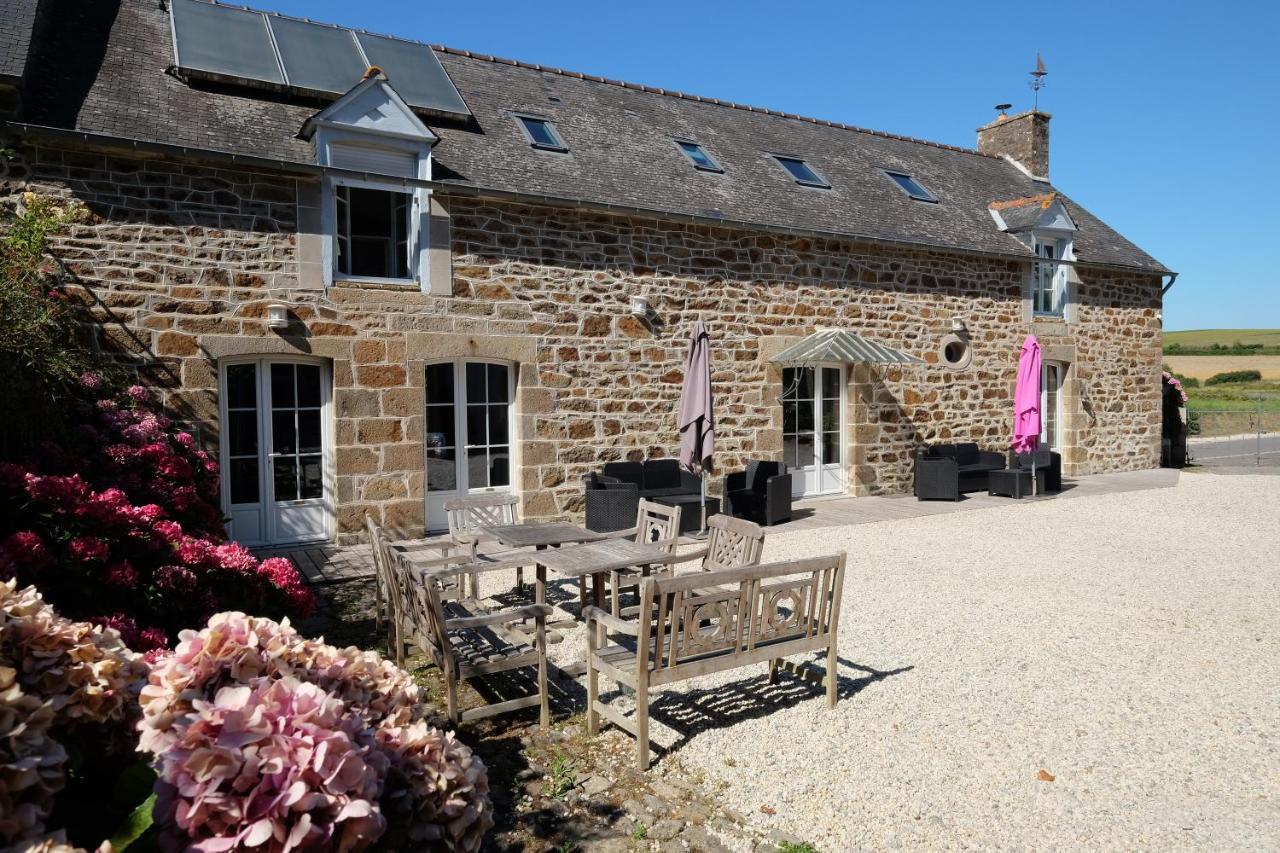 Bed and Breakfast Le Jardin à Mordreuc Pleudihen-sur-Rance Exterior foto