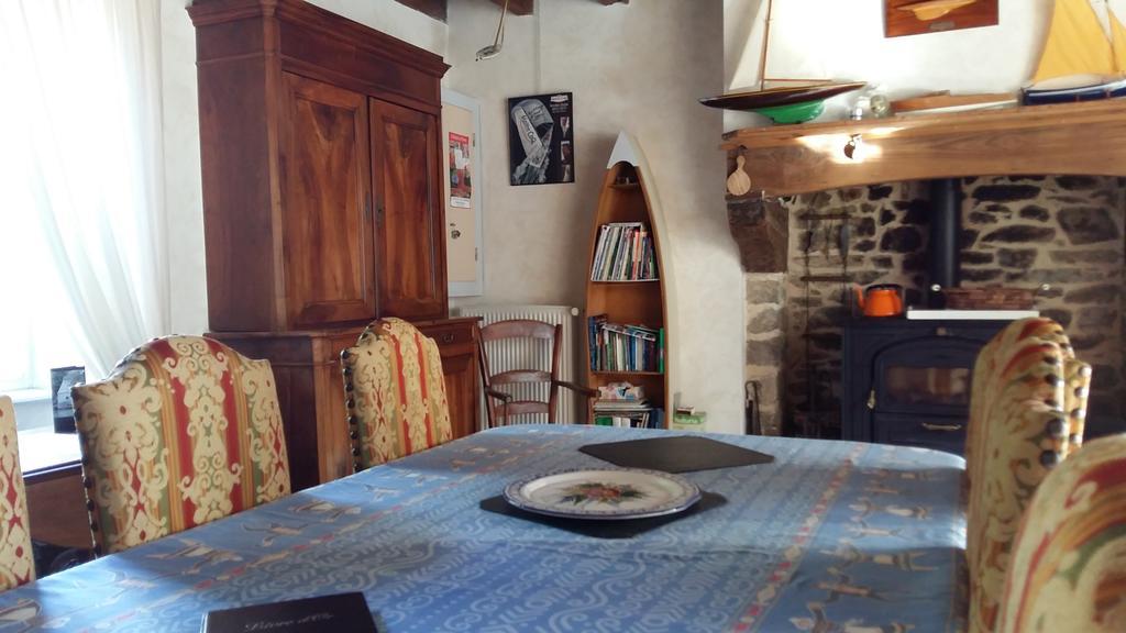 Bed and Breakfast Le Jardin à Mordreuc Pleudihen-sur-Rance Exterior foto
